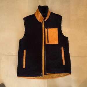 Orvis Fleece Vest with Leather Trim
